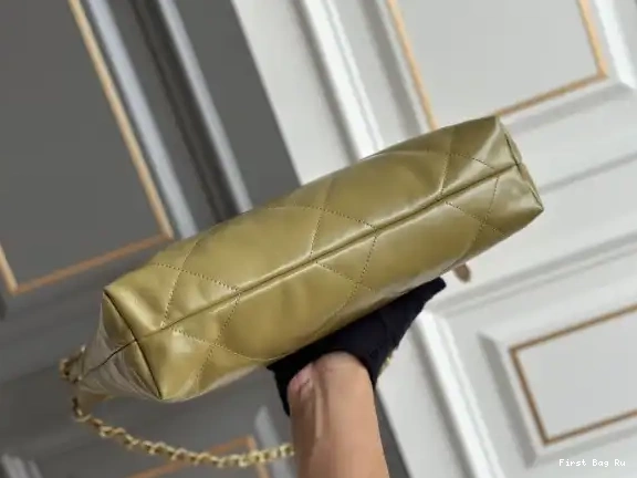 Firstbag Ru CHANEL 22 SMALL HANDBAG 0512